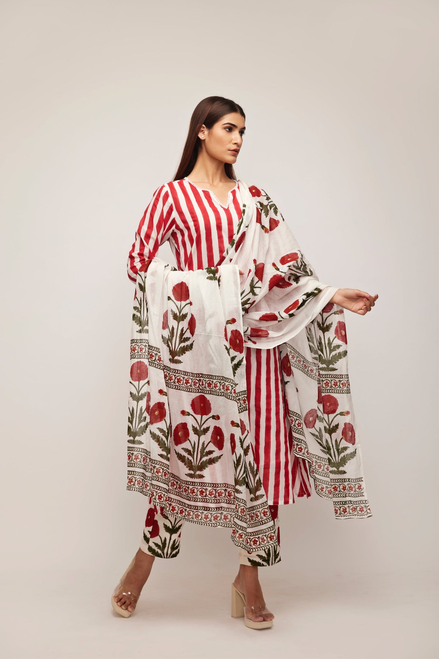Marsala Poppy Blockprint Mulmul Dupatta