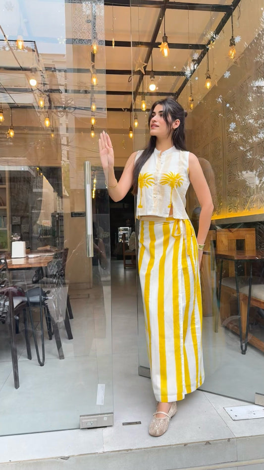 Yellow Palm Escape Wrap Set